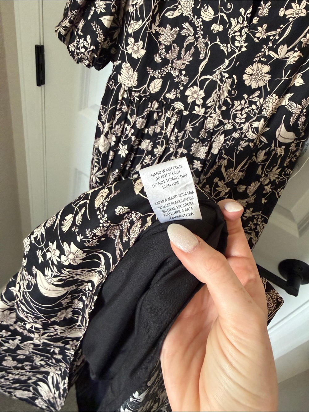 NWT Tuckernuck Hyacinth House Cisco Maxi Dress in Black & Tan Floral Print Small - Picture 6 of 6